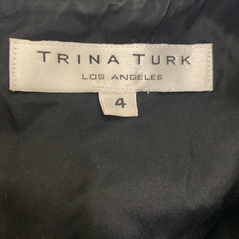 Trina Turk Navy and White Sleeveless Tweed Shift Dress with Lace Trim - Picture 5 of 6